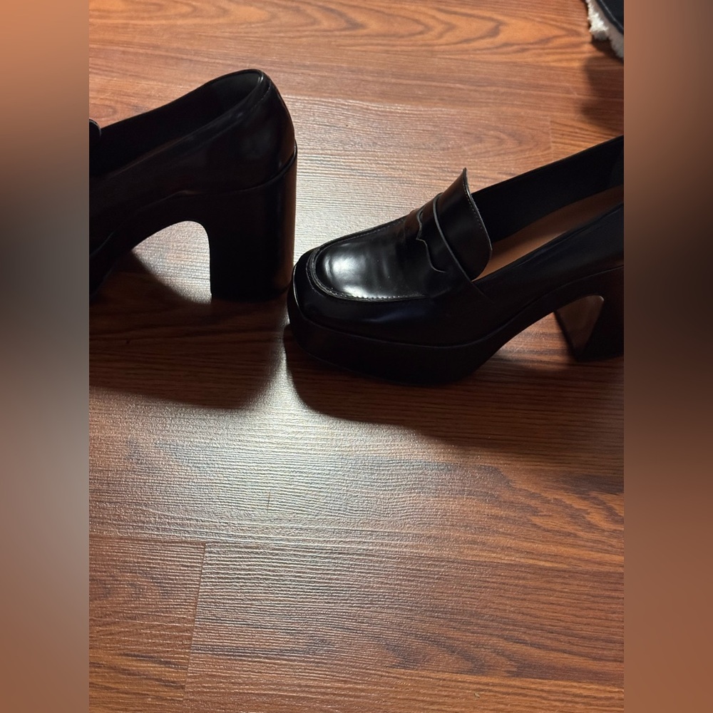 Reformation Heeled Loafers - Picture 3 of 4